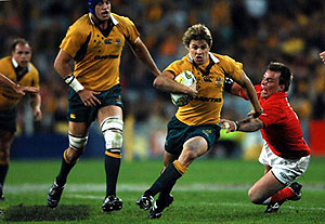 AAP Image/Dean Lewins - Drew Mitchell in action