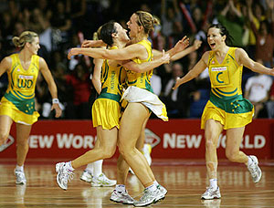Australian players celebrate after winning the Netball World Championships New Zealand & Australia - AAP Image/Andrew Cornaga/Photosport
