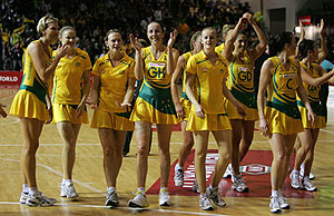 The Australian squad salute the crowd, Semi Final Netball World Championships - AAP Image/Photosport