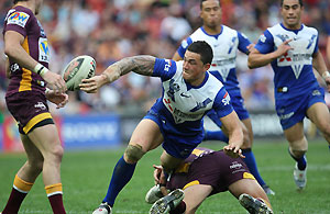 Sonny Bill Williams in action during the NRL Round 18, Canterbury Bulldogs v Brisbane Broncos match at Suncorp Stadium, Brisbane on Sunday July 13, 2008. Bulldogs won 26 -18. AAP Image/Action Photographics, Colin Whelan