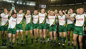 Ireland players celebrate their win after the Second Test of the 2008 International Rules Series at the Melbourne Cricket Ground in Melbourne. Slattery Images