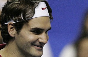 Federer survives Del Potro fight at French Open
