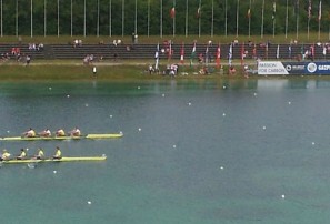 Australia's Mens Four leading in the Munich World Championships