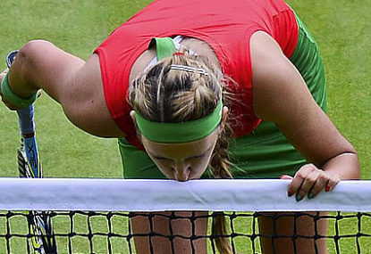 Victoria Azarenka vs Barbora Strycova: Australian Open live scores