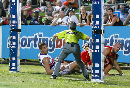 Liam Jones of Western Bulldogs looks to the umpire during the Round 8 AFL match between the Western Bulldogs and the Gold Coast Suns at TIO Stadium in Darwin, Saturday, May 19, 2012. (AAP Image/William Carroll)