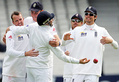 DIZZY: Australian cricket in retreat as England gain the advantage