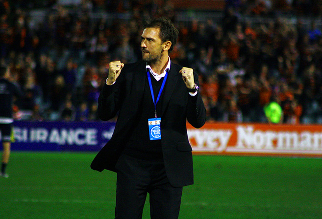 Wanderers coach Tony Popovic reacts after the Wanderers beat the Central Coast Mariners to go through to their second grand final in two years. (photo: Peter McAlpine)