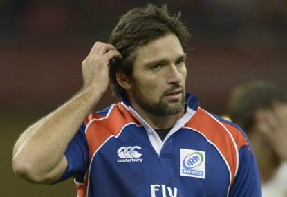 Steve Walsh retires from refereeing with immediate effect