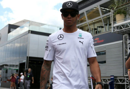 Hamilton on final straight for 2014 Formula One title