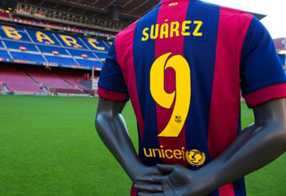 Barcelona buy World Cup biter Suarez