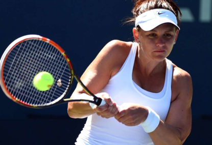 [VIDEO] Agnieszka Radwanska vs Casey Dellacqua highlights: 2015 Wimbledon scores
