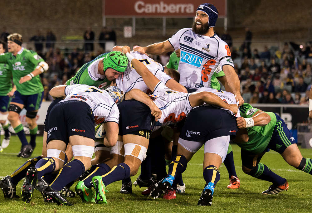 Scott Fardy in the Brumbies' maul (photo: John Youngs photography)