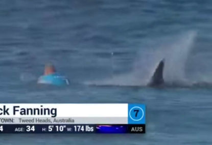 [VIDEO] Mick Fanning fights off shark on live TV at the J-Bay Open