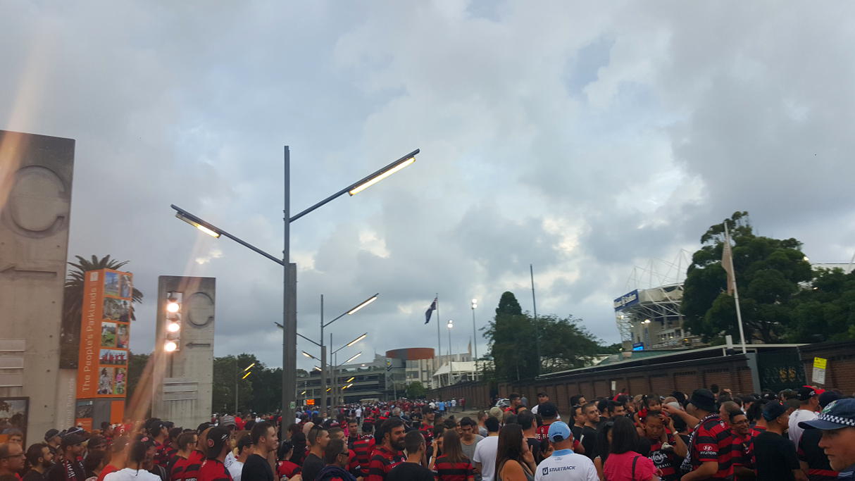 Wanderers fans make their way to Allianz Stadium.