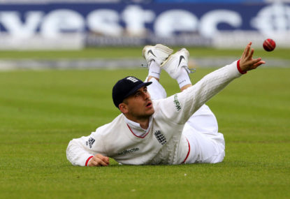 England break run-scoring record, posting 444 to crush Pakistan