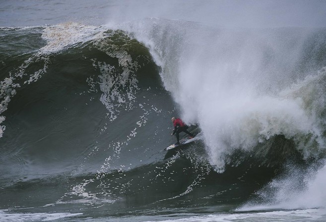 Justin Allport surfs Red Bulls Cape Fear