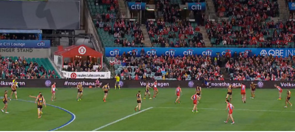 Sydney vs Hawks screenshot