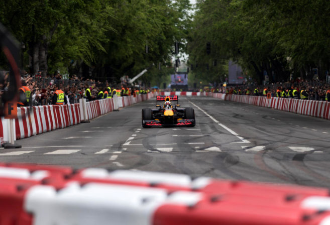 Daniel Ricciardo of Red Bull Formula 1 drives down some straight track.