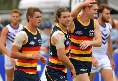Lynch boosts Crows with AFL re-signing