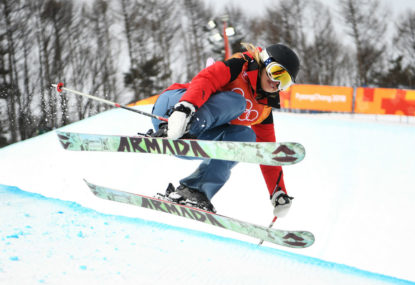 Skier performs zero tricks to finish last in halfpipe
