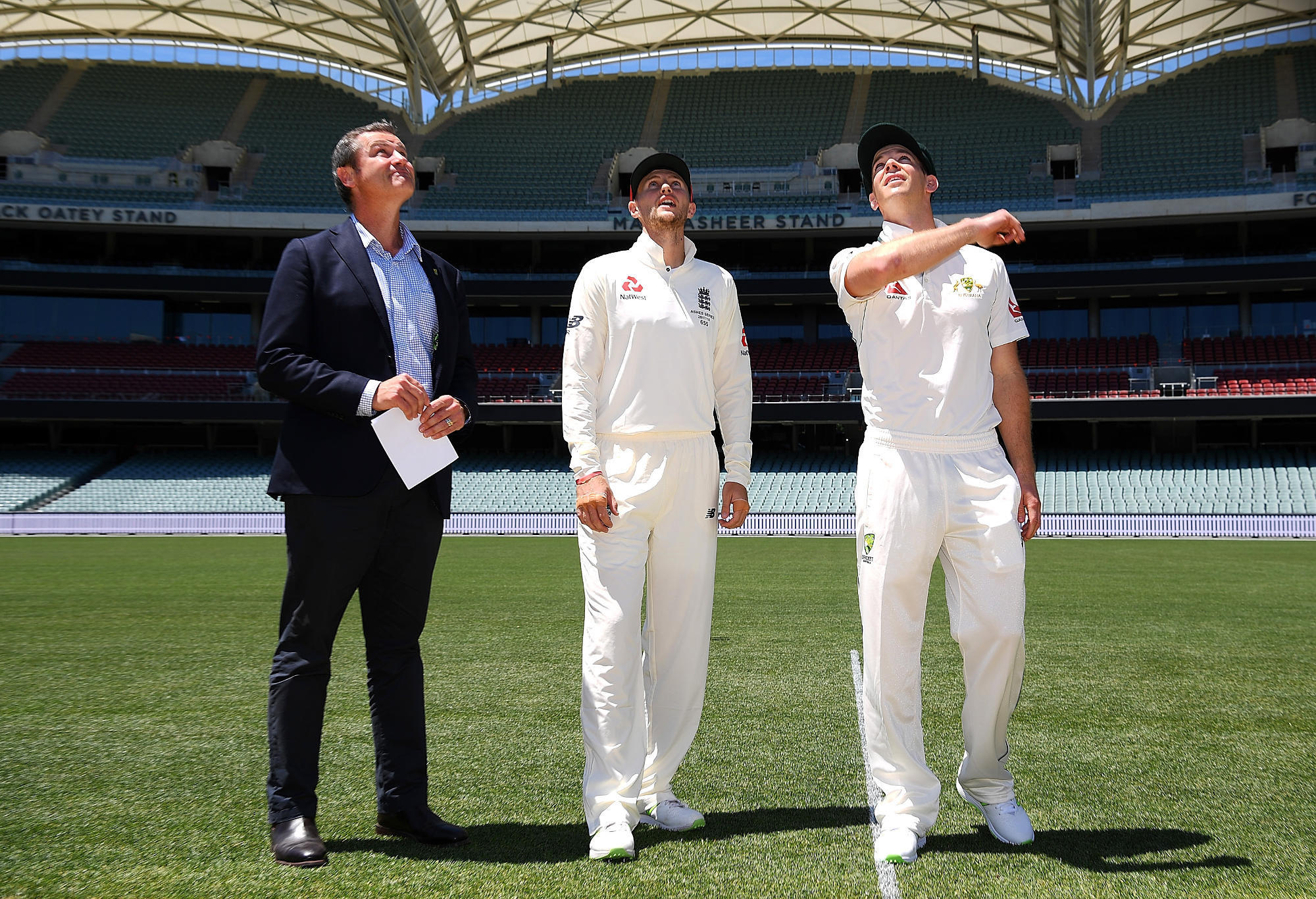Joe Root and Tim Paine at the coin toss
