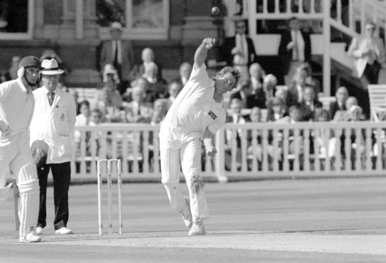 Kevin Curran of Zimbabwe, bowling for Leicestershire.