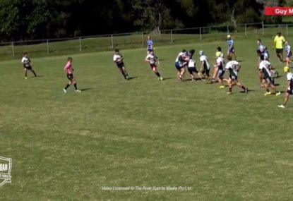 Player gets manhandled in hefty double tackle