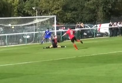 Keeper drops and does the splits TWICE in desperate save attempt
