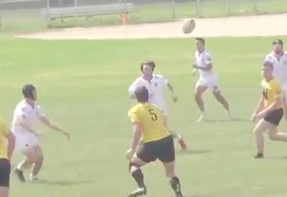 Remarkable one-handed intercept gets plucked out the sky for try