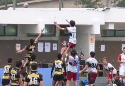 Horror line-out gaff gifts opposition a try