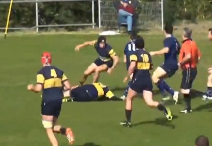 Fullback savagely knocked out by horrendous tackling technique