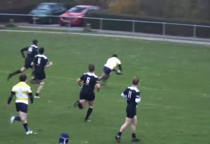 Jaw-dropping no-look flick pass off the ground is best try assist ever