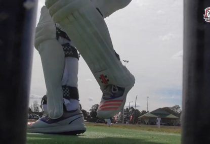 Batsman pulls out switch hit to avoid chopping ball onto pegs