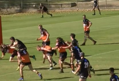Hapless defender gets destroyed as second rower smashes his way to the line