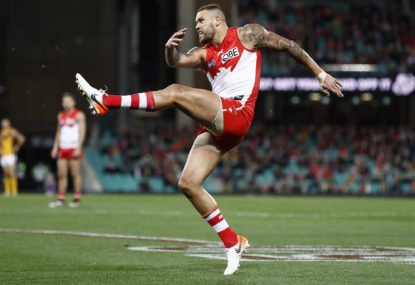 All eyes on Buddy in Sydney Swans' SCG homecoming