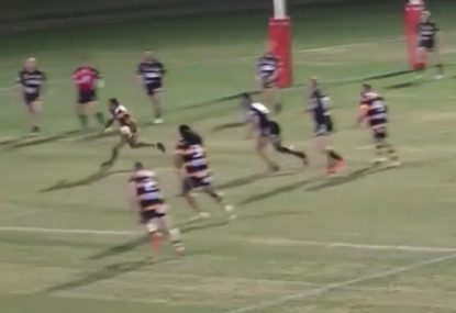 Quick-thinking player's lightning tap catches opposition with their pants down