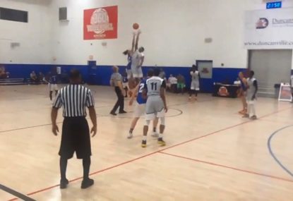 Blink and you'll miss this opening bucket from the tip-off