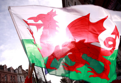 Wales overcome 14-man Fiji in Cardiff