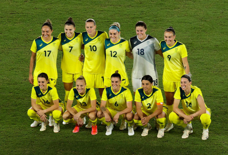 Players of Team Australia line up