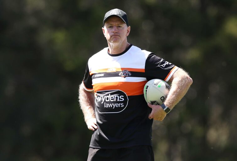 SYDNEY, AUSTRALIA - DECEMBER 07: Wests Tigers coach Michael Maguire watches on during the Wests Tigers NRL training session at St. Luke's Park North on December 07, 2020 in Sydney, Australia. (Photo by Mark Kolbe/Getty Images)