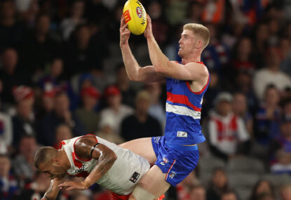 AFL Thursday Thought Bubble: Swans argue with an idiot as Bulldogs beanstalk becomes a giant