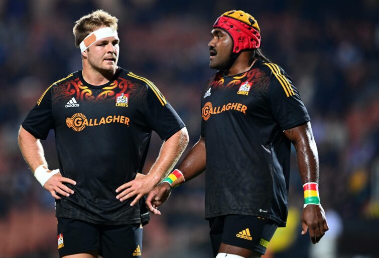 Sam Cane and Pita Gus Sowakula of the Chiefs warm up ahead of the round 12 Super Rugby Pacific match between the Chiefs and the ACT Brumbies at FMG Stadium Waikato on May 07, 2022 in Hamilton, New Zealand. (Photo by Hannah Peters/Getty Images)