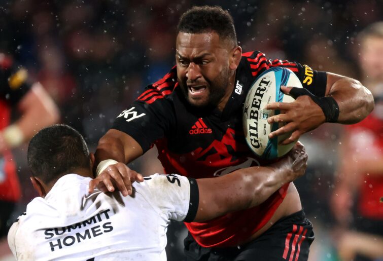 George Bower of the Crusaders charges forward during the Super Rugby Pacific Semi Final match between the Crusaders and the Chiefs at Orangetheory Stadium on June 10, 2022 in Christchurch, New Zealand. (Photo by Peter Meecham/Getty Images)