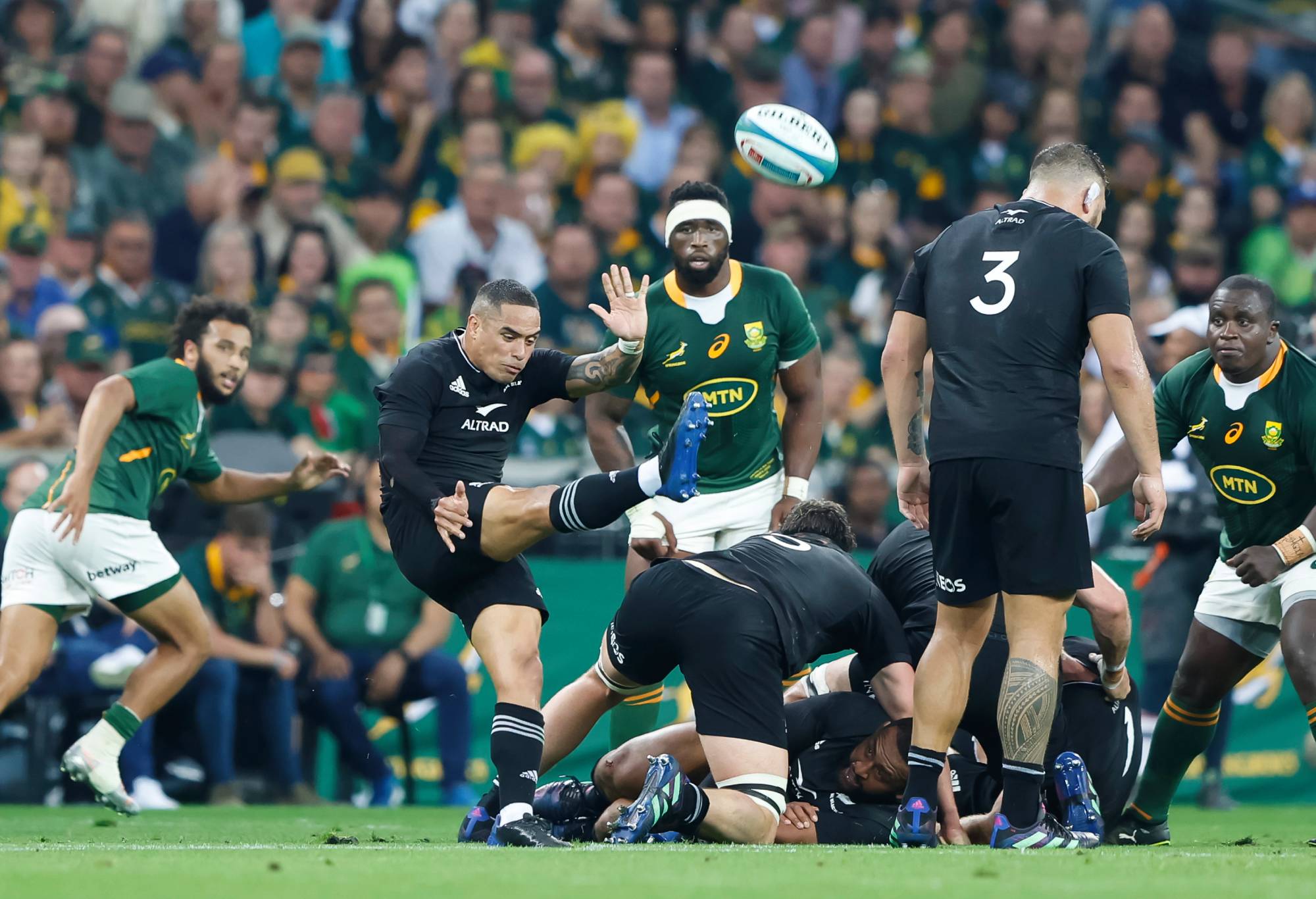 Aaron Smith of New Zealand during The Rugby Championship match between South Africa and New Zealand at Mbombela Stadium on August 06, 2022 in Nelspruit, South Africa. (Photo by Dirk Kotze/Gallo Images/Getty Images)