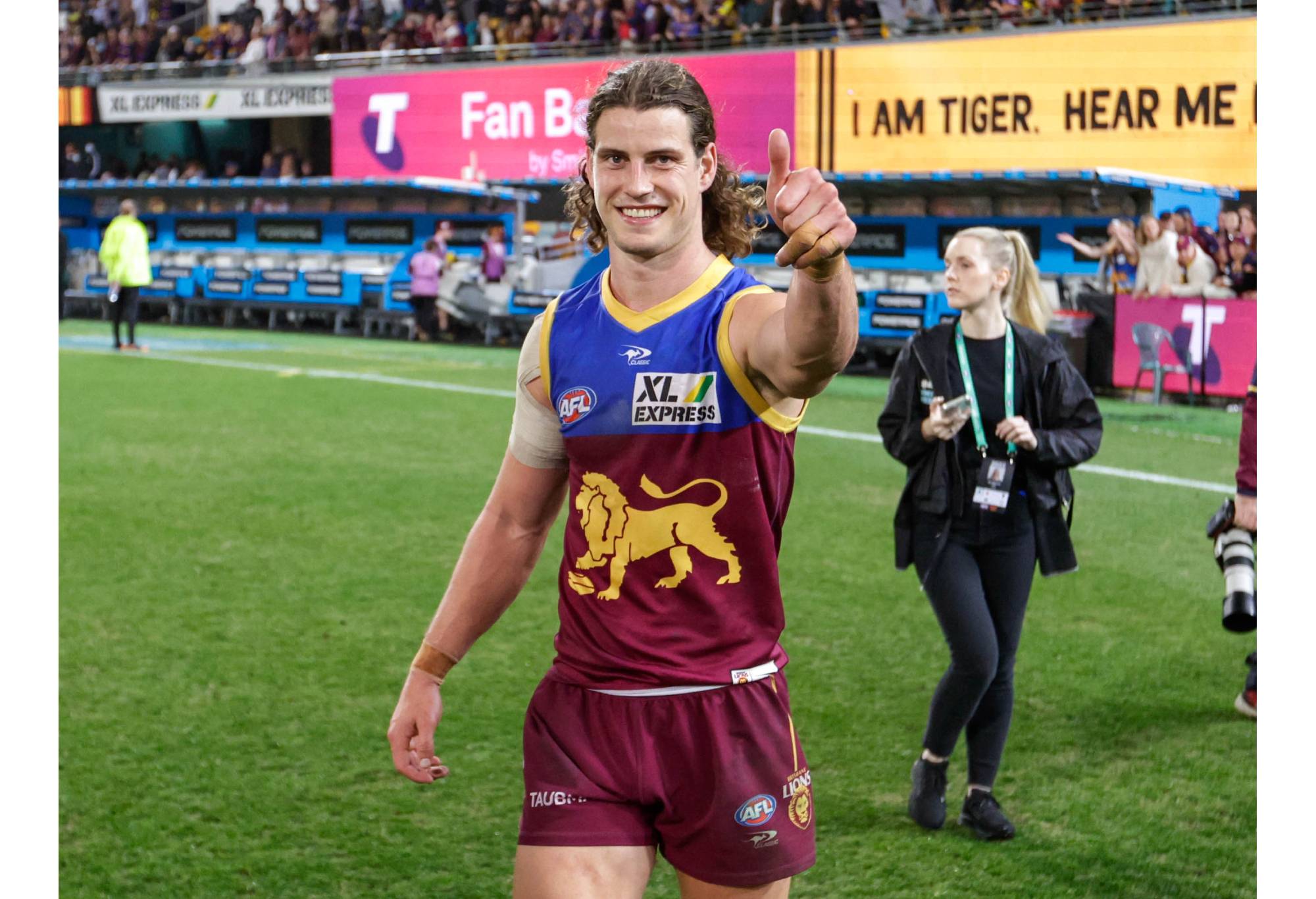 BRISBANE, AUSTRALIA - SEPTEMBER 01: Jarrod Berry of the Lions celebrates after the 2022 AFL Second Elimination Final match between the Brisbane Lions and the Richmond Tigers at The Gabba on September 1, 2022 in Brisbane, Australia. (Photo by Russell Freeman/AFL Photos via Getty Images)