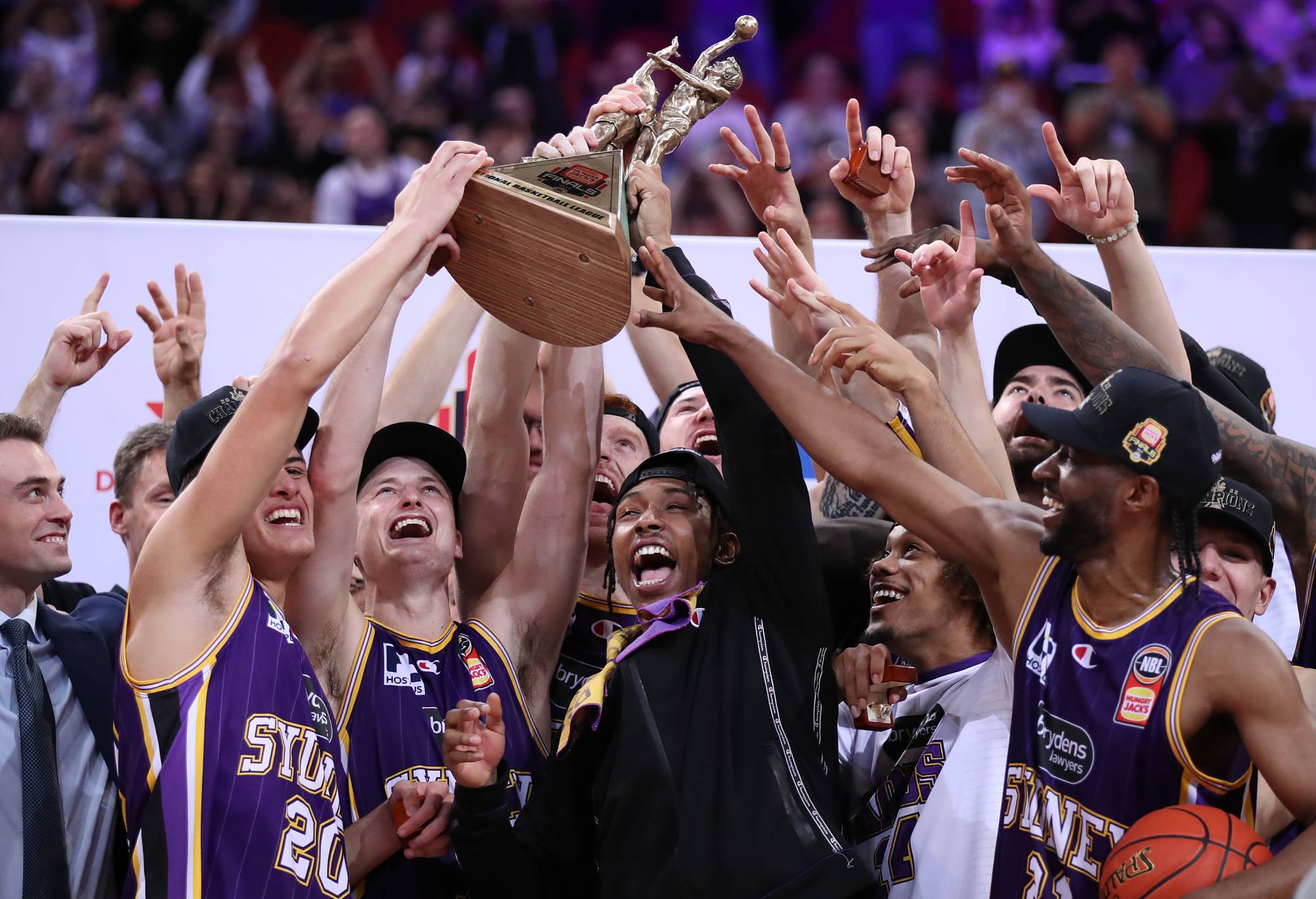 SYDNEY, AUSTRALIA - MAY 11: The Sydney Kings celebrate victory in game three of the NBL Grand Final series between Sydney Kings and Tasmania JackJumpers at Qudos Bank Arena on May 11, 2022 in Sydney, Australia. (Photo by Matt King/Getty Images)