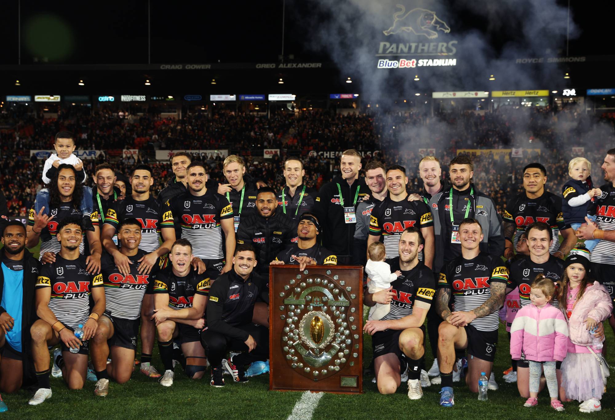 PENRITH, AUSTRALIA - AUGUST 26: Penrith pose with the JJ Giltinan Shield as Minor Premiers during the round 24 NRL match between the Penrith Panthers and the New Zealand Warriors at BlueBet Stadium, on August 26, 2022, in Penrith, Australia. (Photo by Mark Metcalfe/Getty Images)
