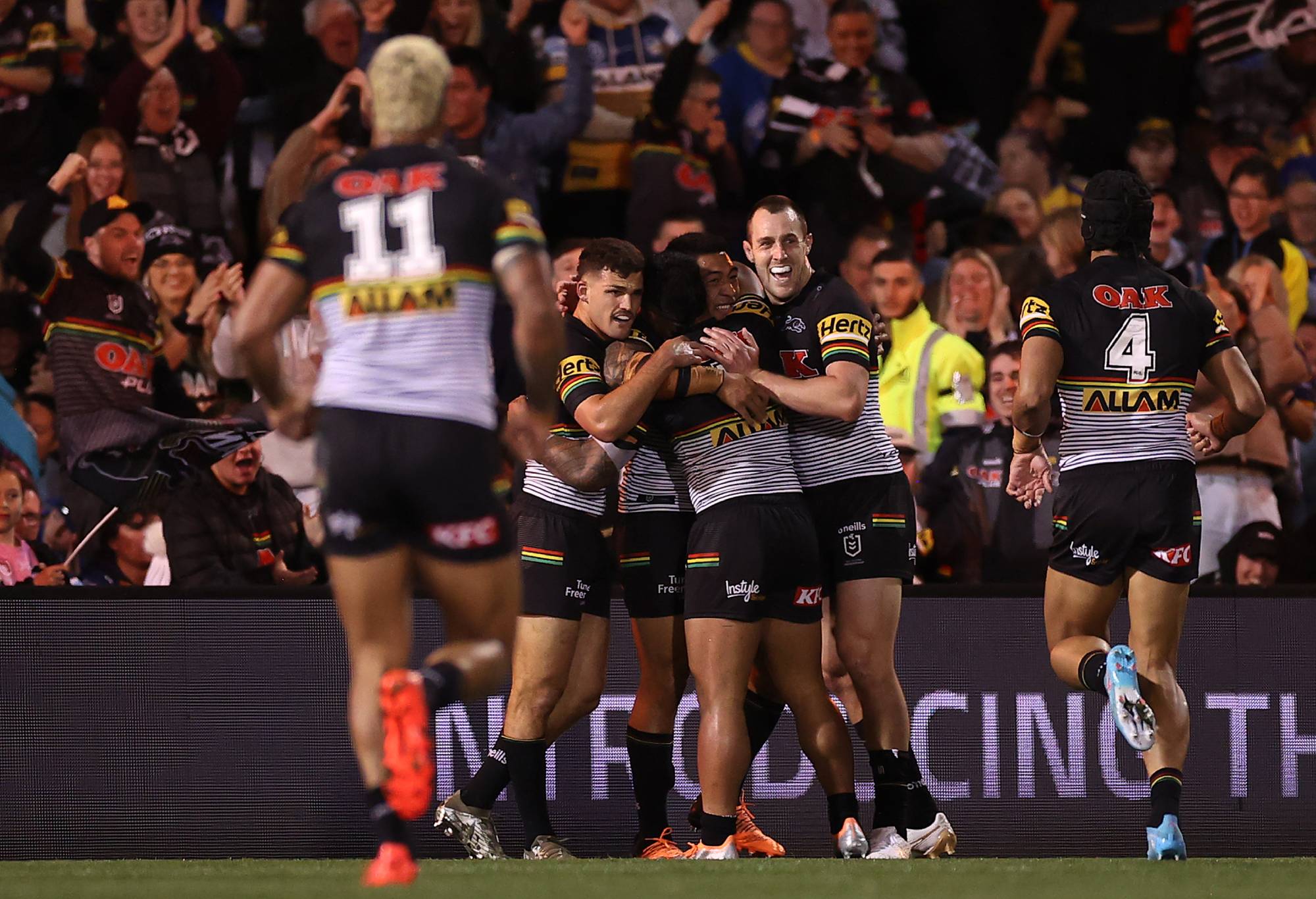 PENRITH, AUSTRALIA - SEPTEMBER 09: Brian To'o of the Panthers celebrates with team mates after scoring a try during the NRL Qualifying Final match between the Penrith Panthers and the Parramatta Eels at BlueBet Stadium on September 09, 2022 in Penrith, Australia. (Photo by Mark Kolbe/Getty Images)