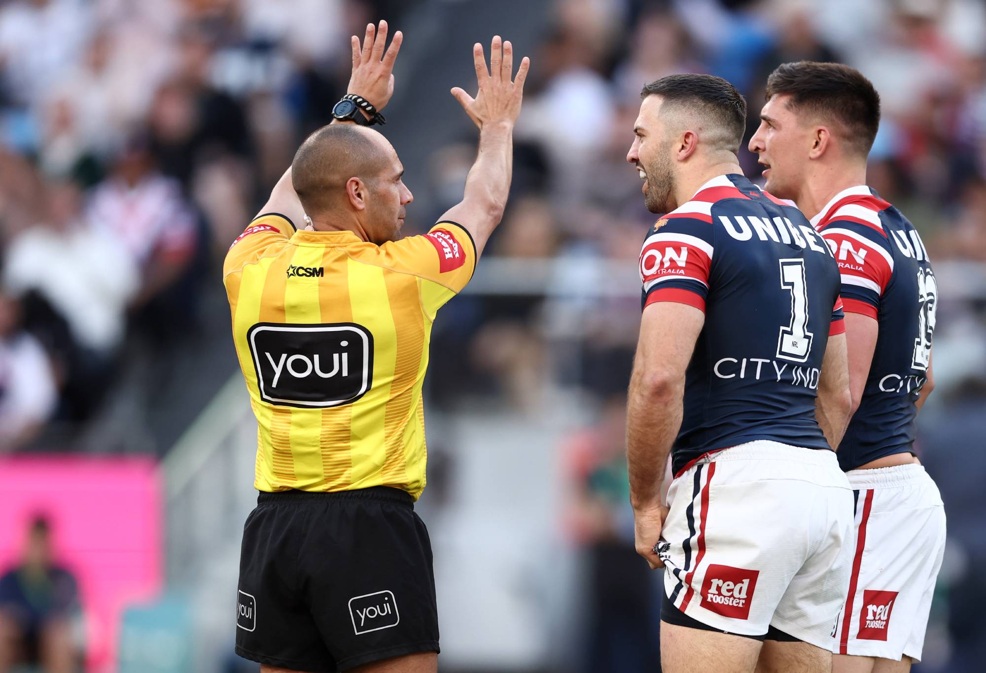SYDNEY, AUSTRALIA - SEPTEMBER 11: Victor Radley of the Roosters is sent to the sin binned by referee Ashley Klein during the NRL Elimination Final match between the Sydney Roosters and the South Sydney Rabbitohs at Allianz Stadium on September 11, 2022 in Sydney, Australia. (Photo by Matt King/Getty Images)