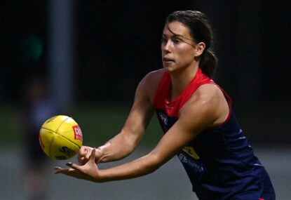 AFLW Wrap: Crows survive scare, Melbourne and Geelong prep for finals with dominant wins
